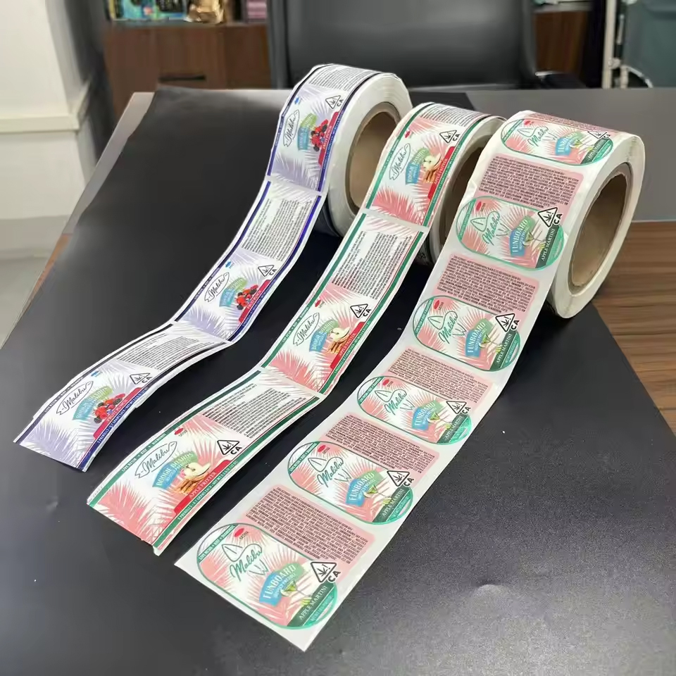 Glossy PET BOPP PVC PE Waterproof Color Printed LabelsSticker Spot UV Adhesive Roll Label Vinyl Sticker for Craft Oil Proof Use