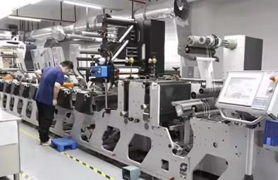 OMET 10 Color Flexo Printing Machine from ltaly Features: ltalian Printer: exceptional registration accuracy